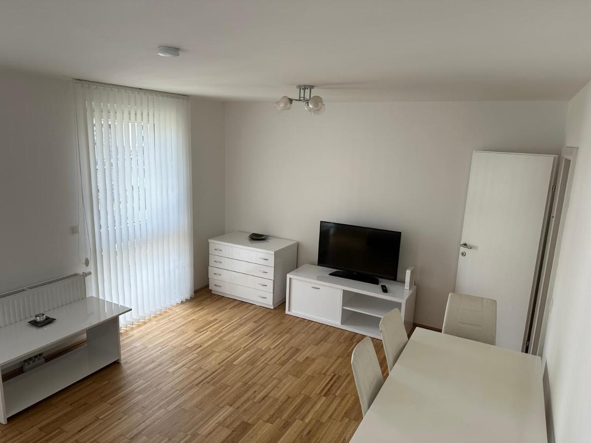 Hauptbahnhof Ferienwohnung Am Park Viyana Dış mekan fotoğraf