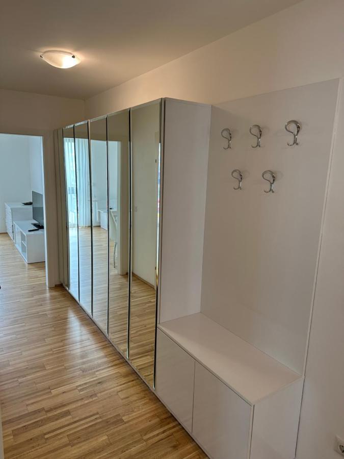Hauptbahnhof Ferienwohnung Am Park Viyana Dış mekan fotoğraf