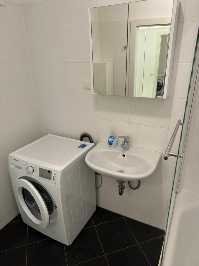 Hauptbahnhof Ferienwohnung Am Park Viyana Dış mekan fotoğraf